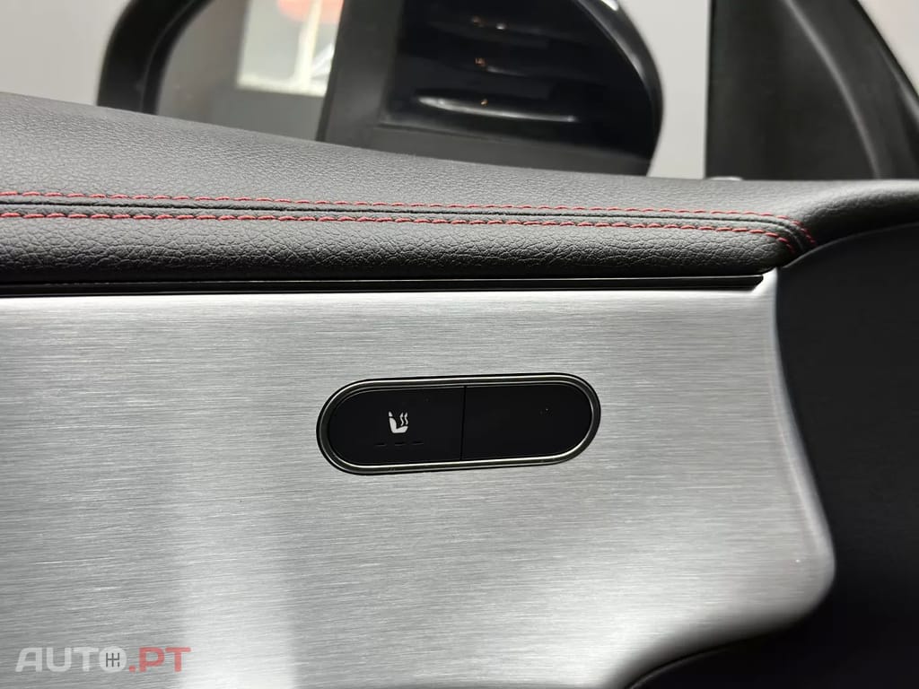 Mercedes-Benz CLA 250 e Shooting Brake AMG Line