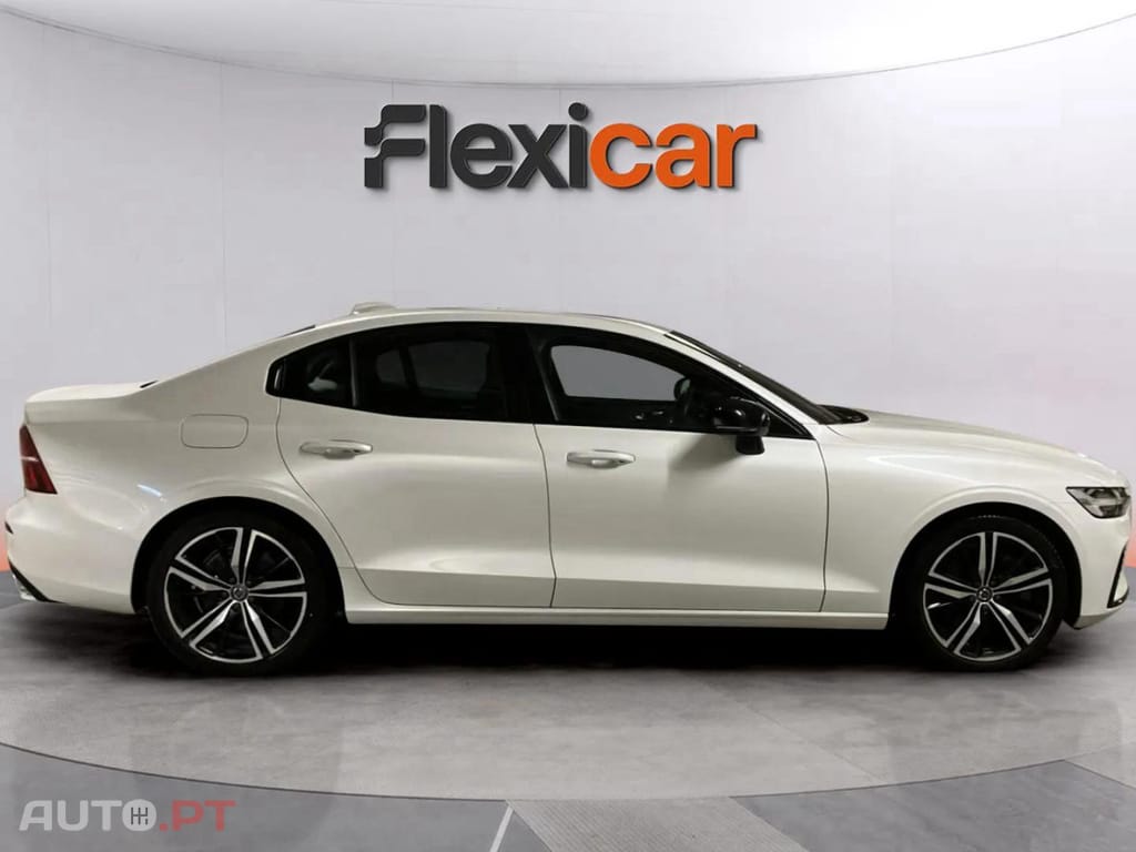 Volvo S60 2.0 T8 PHEV R-Design AWD