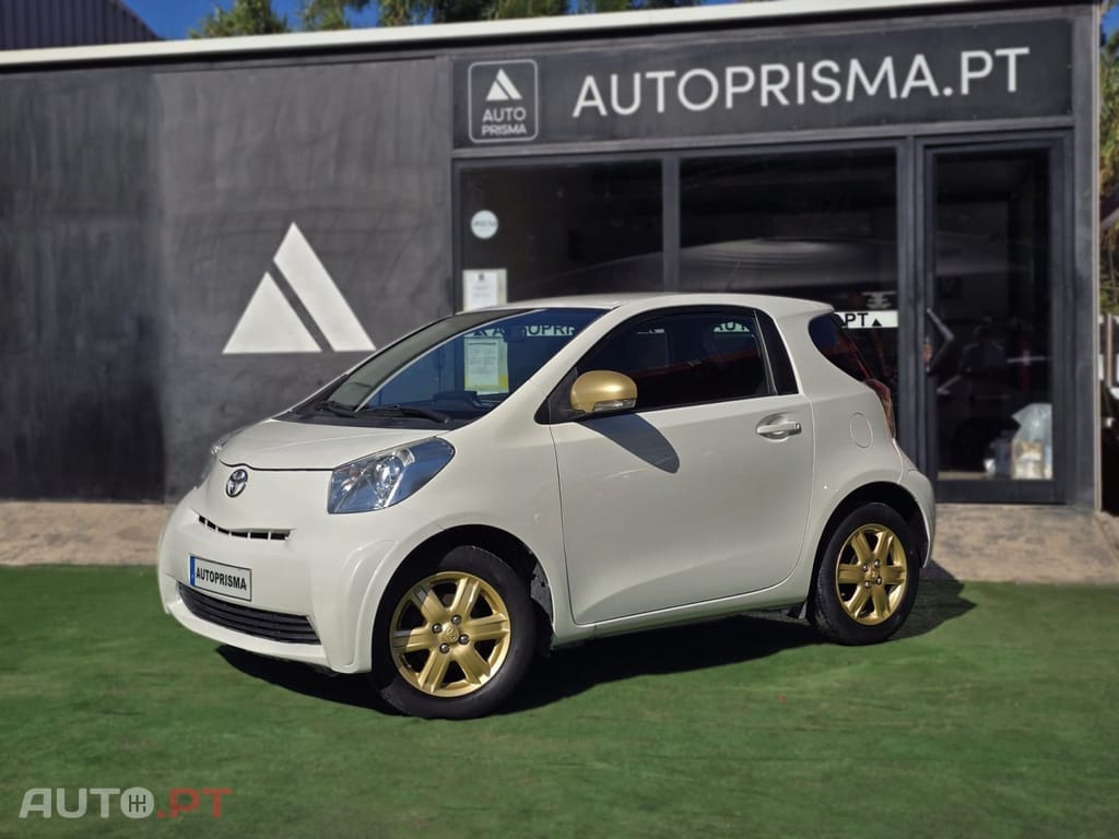 Toyota iQ 1.0 VVT-i
