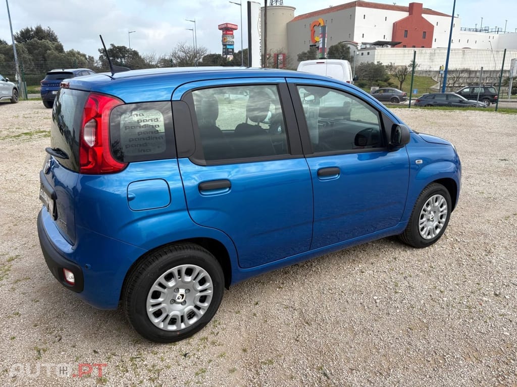 Fiat Panda 1.0 Hybrid Pandina