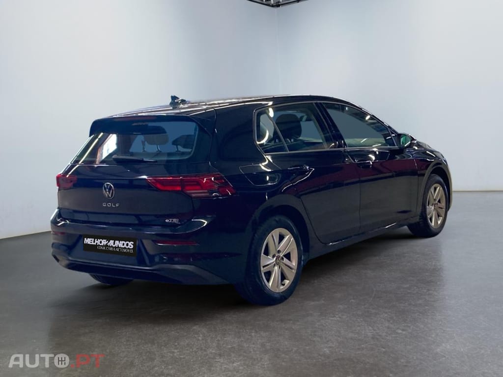 Volkswagen Golf 1.0 eTSI OPF Life Business DSG7