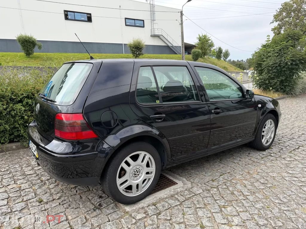 Volkswagen Golf 1.4 FSi Confortline