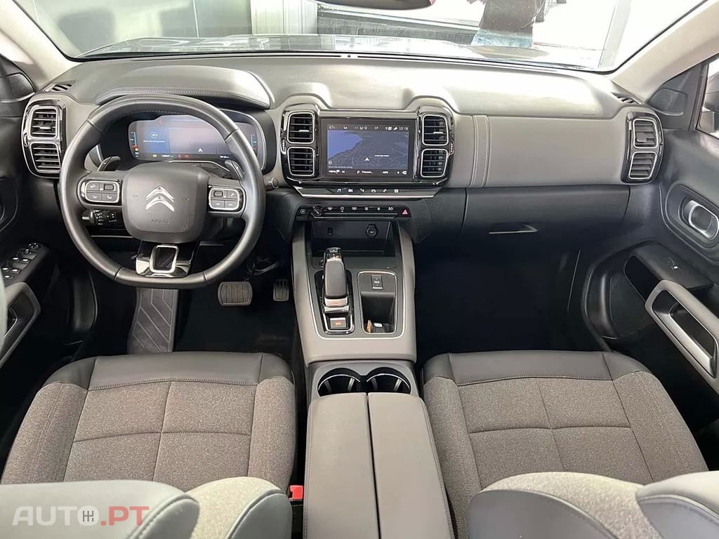 Citroen C5 Aircross 225 e-EAT8 SHINE