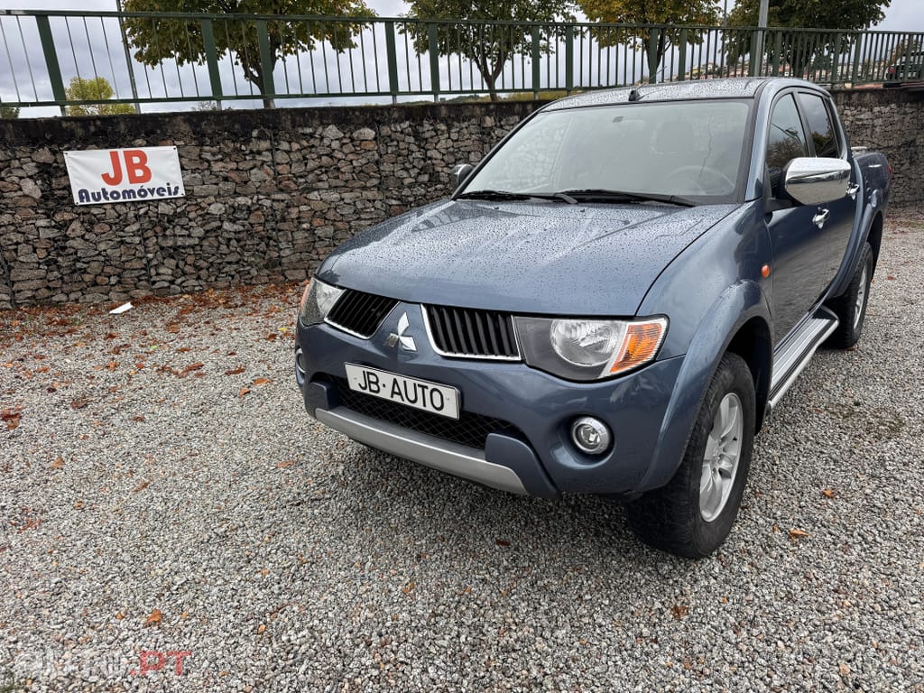 Mitsubishi L200 2.5 DI-D CD Intense 4WD