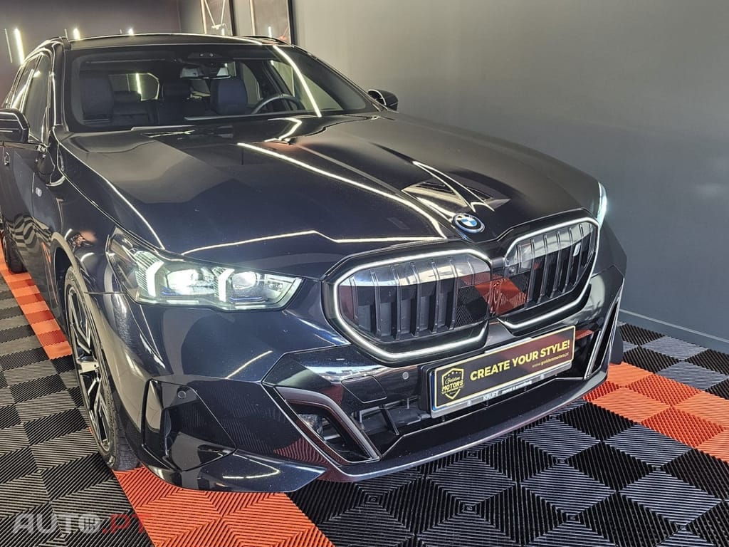 BMW i5 eDrive40 Pack Desportivo M Pro