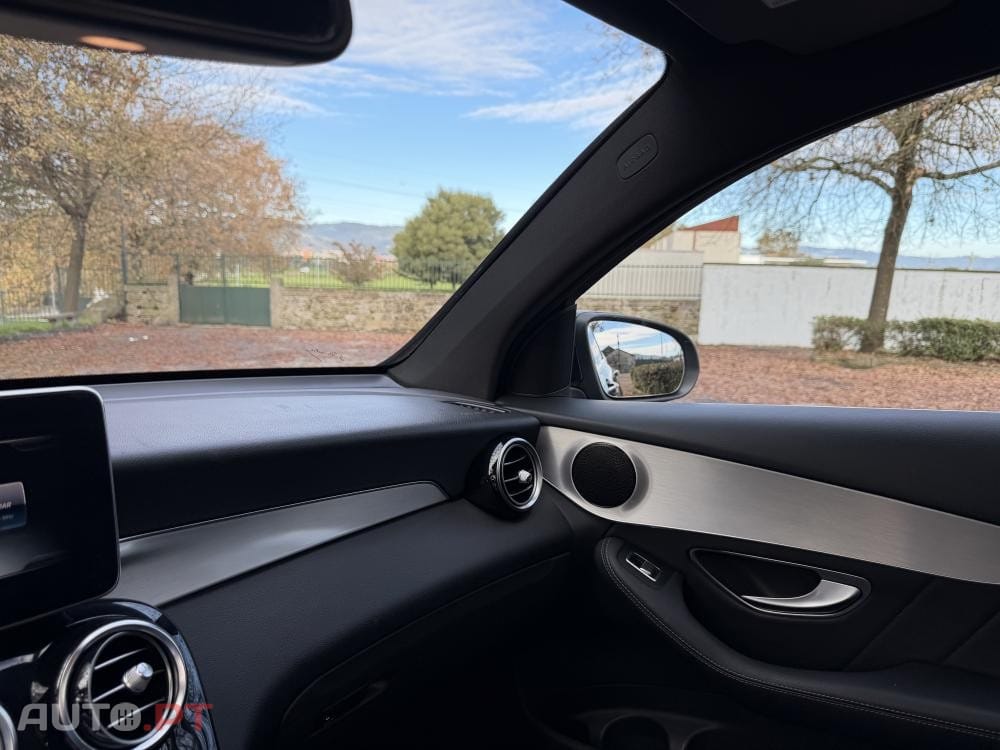 Mercedes-Benz GLC 220 d Coupe 4Matic 9G-TRONIC AMG Line