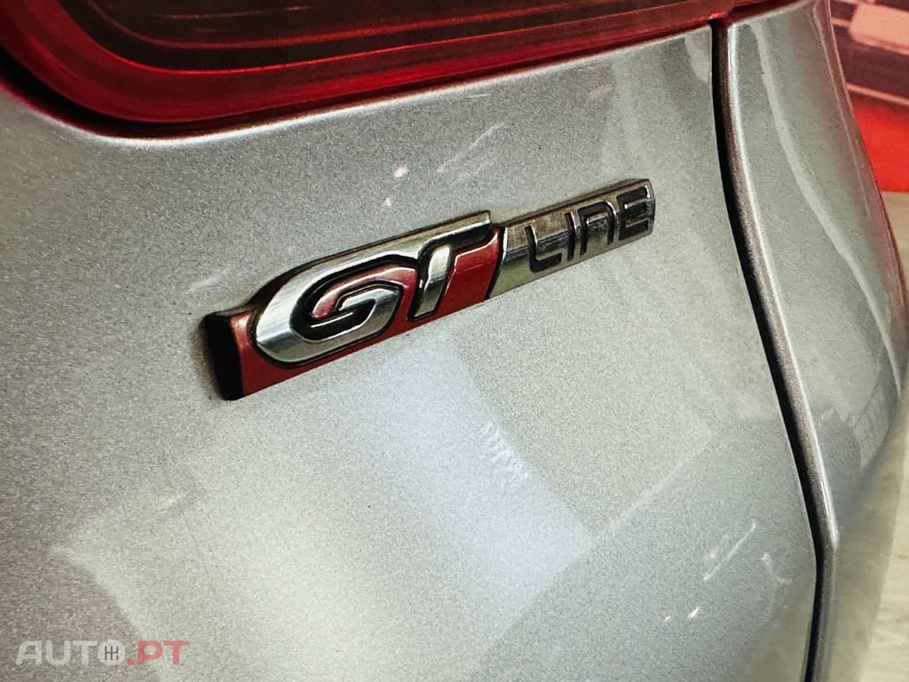 Peugeot 2008 1.2 PureTech GT Line EAT6