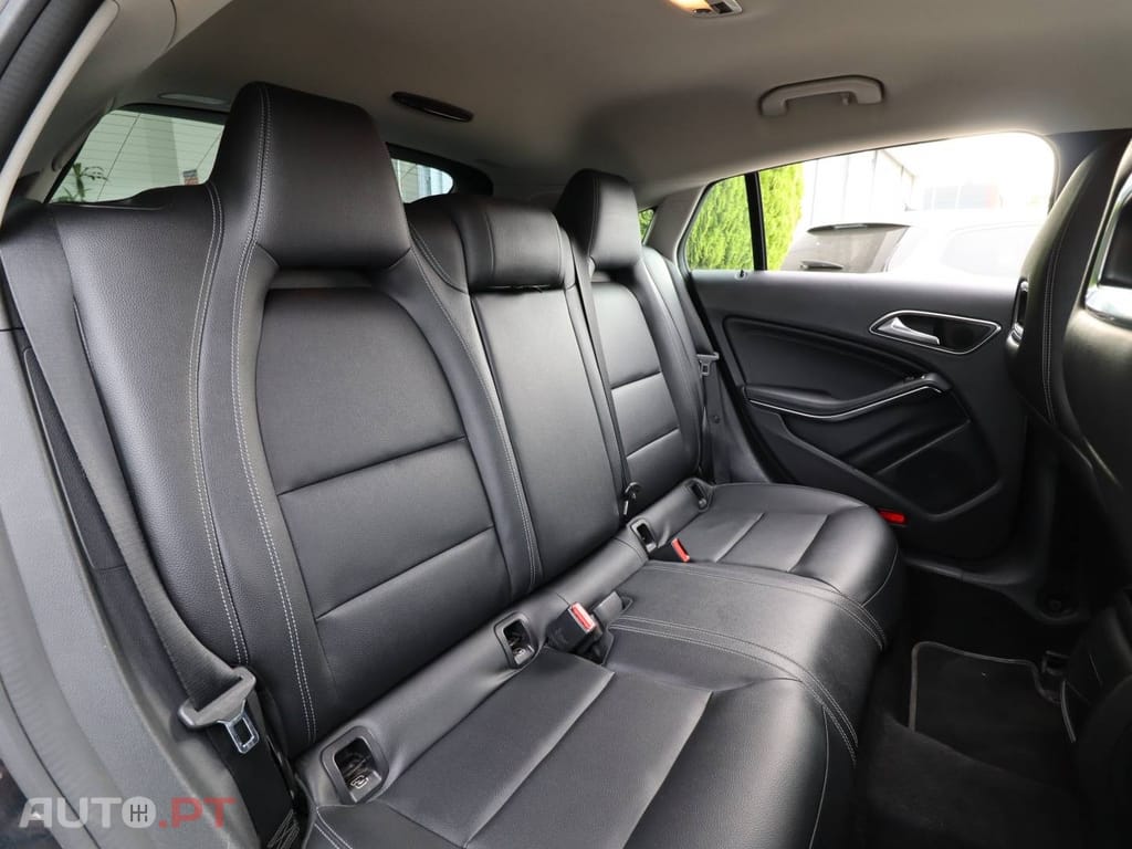 Mercedes-Benz CLA 180 d Shooting Brake