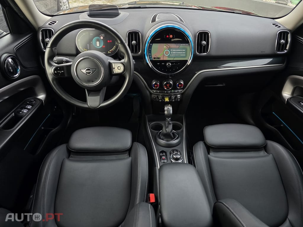 MINI Countryman Cooper SE Premium Essential Auto