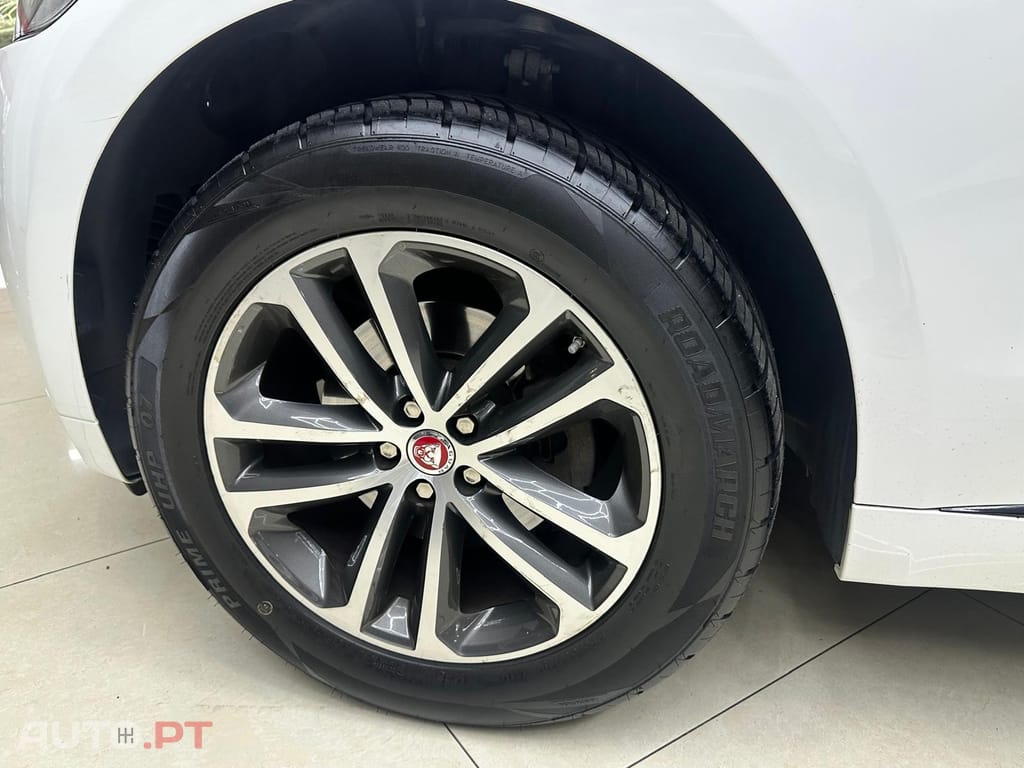 Jaguar F-Pace 2.0 i4D R-Sport AWD Aut.