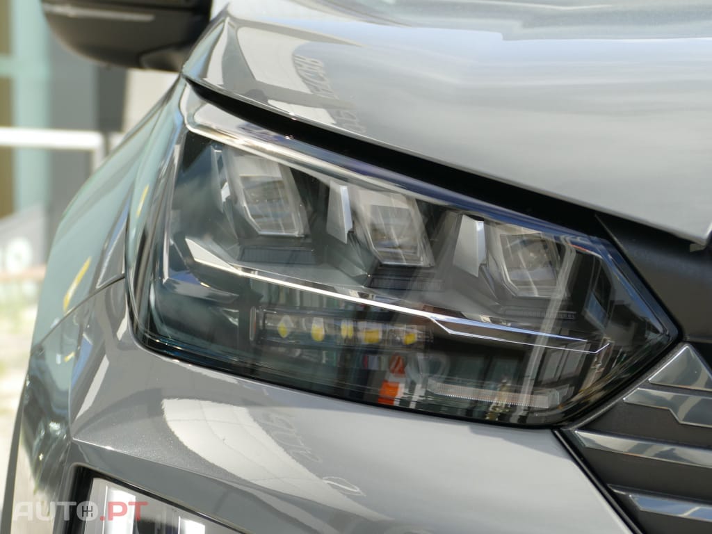 Peugeot 2008 1.2 PureTech GT EAT8