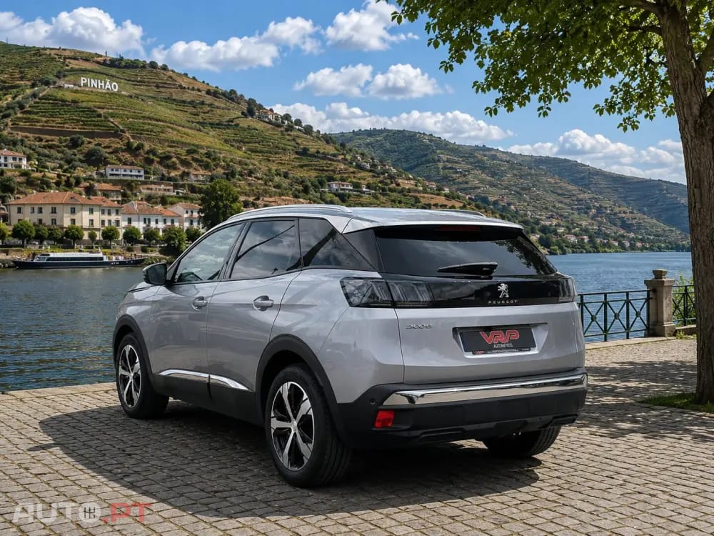 Peugeot 3008 1.5 BlueHDi Allure EAT8