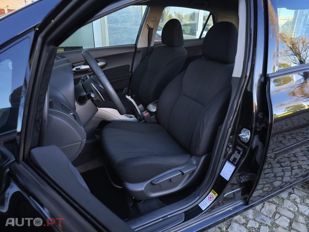 Toyota Auris 1.4 D-4D MMT Sol