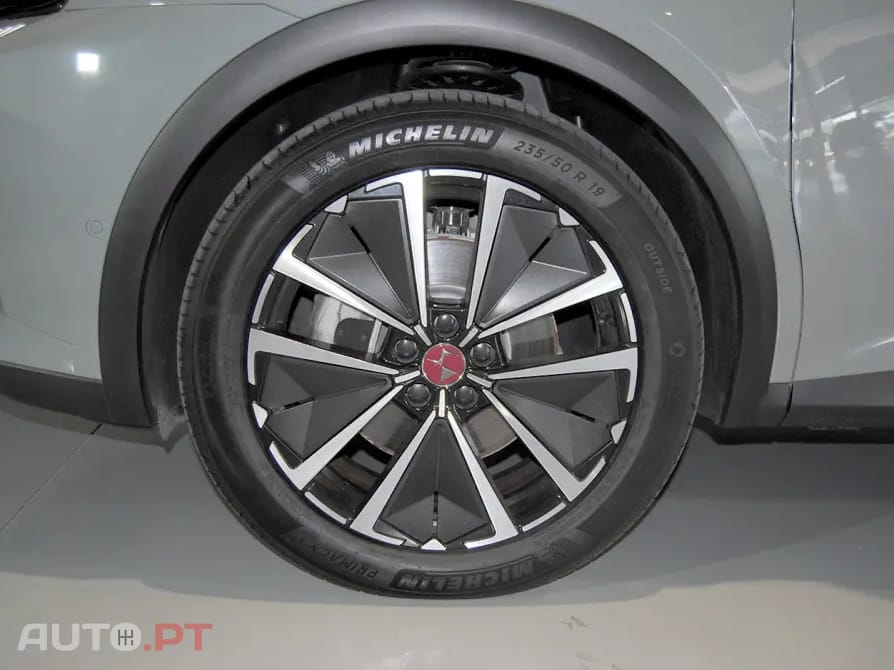 DS DS7 E-Tense Performance Line