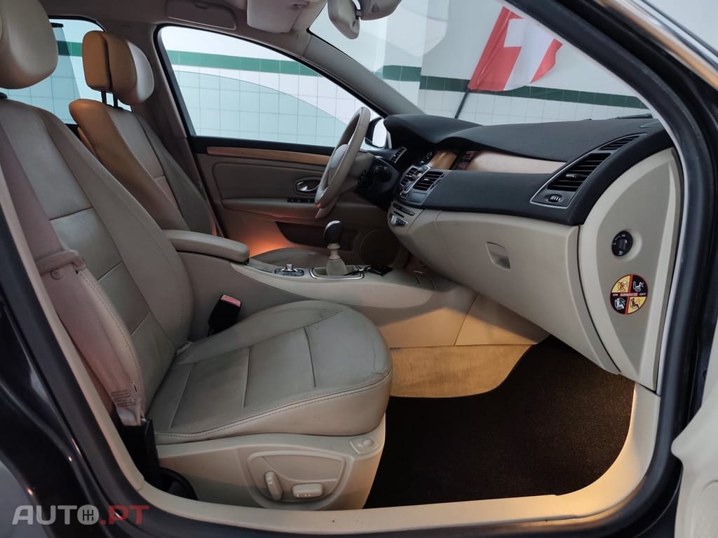 Renault Laguna Break 2.0 DCi Initiale