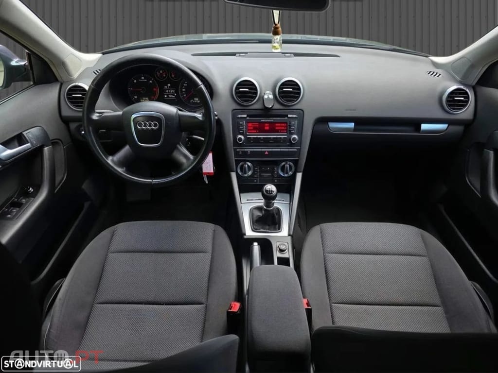 Audi A3 Sportback 2.0 TDi Attraction — fotografia 14