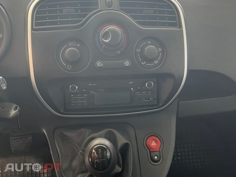 Renault Kangoo Outro