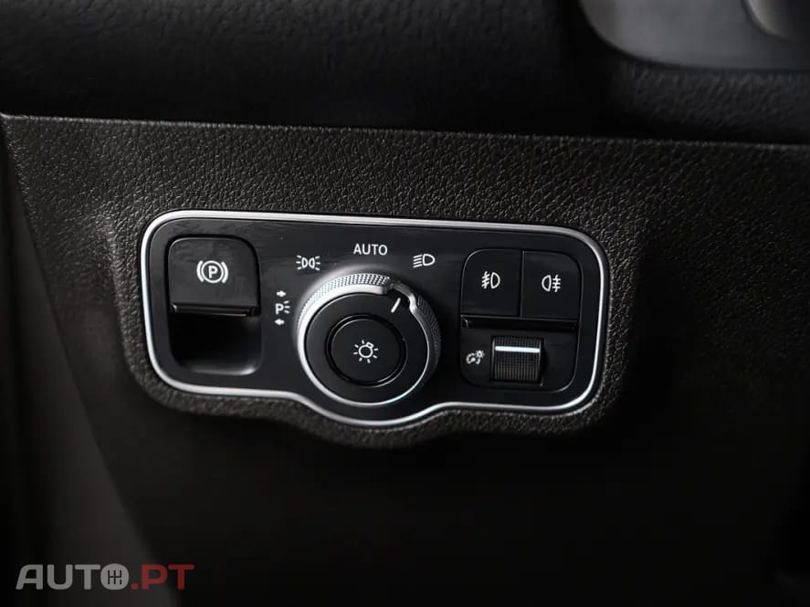 Mercedes-Benz GLB 200 d