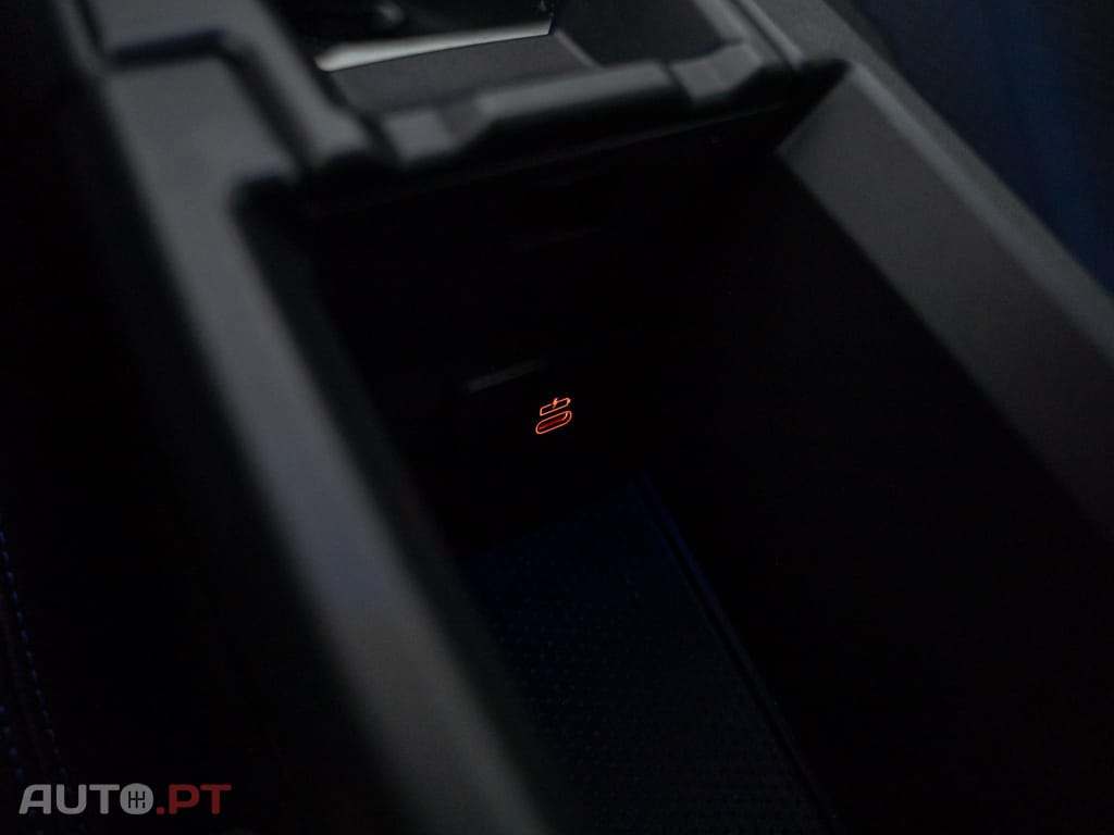 BMW 216 d Pack Desportivo M