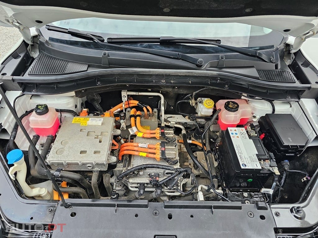 MG ZS EV 44.5 kWh Luxury