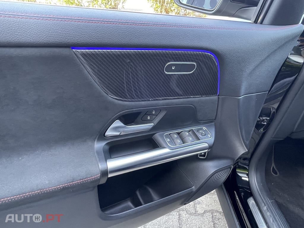 Mercedes-Benz GLA 250 e AMG Line