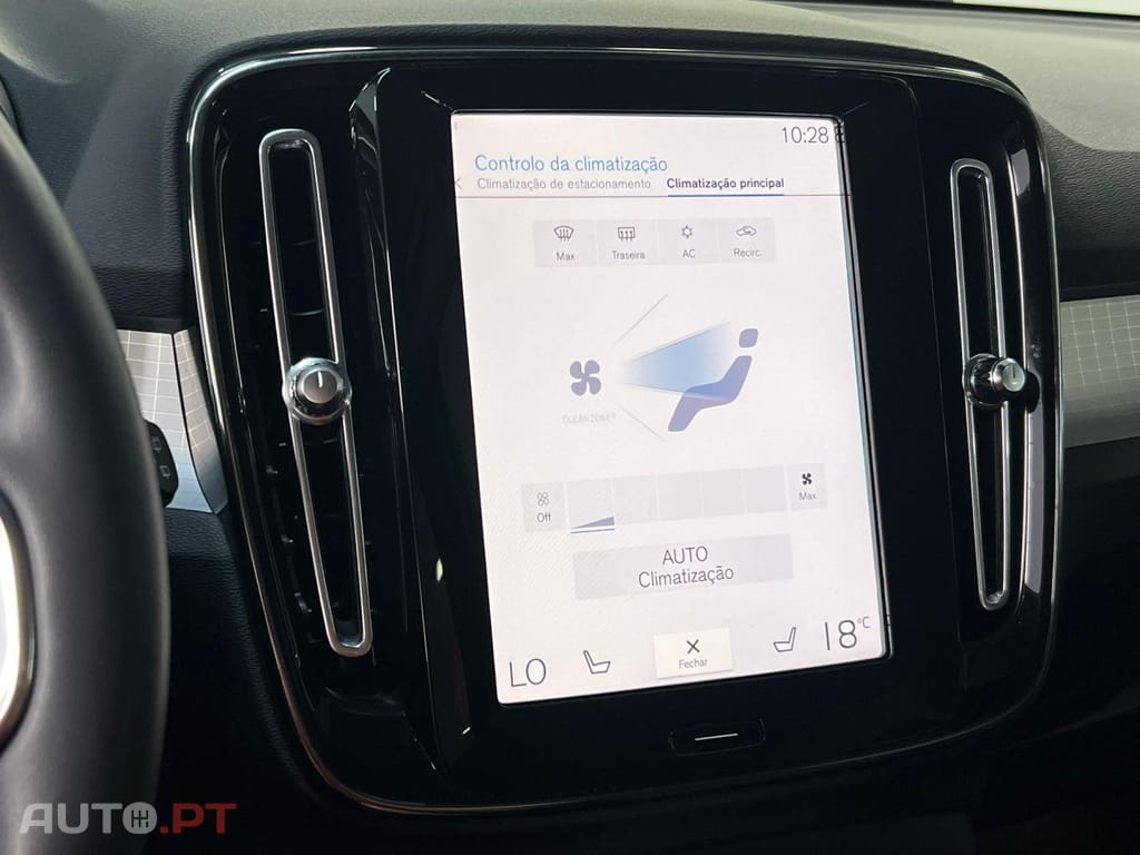 Volvo XC40 1.5 T4 211 PHEV Inscription