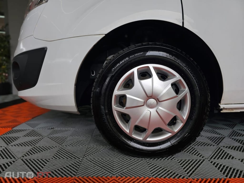 Ford Transit Custom 290L2 2.0 TDCi H1-T.Baixo Trend