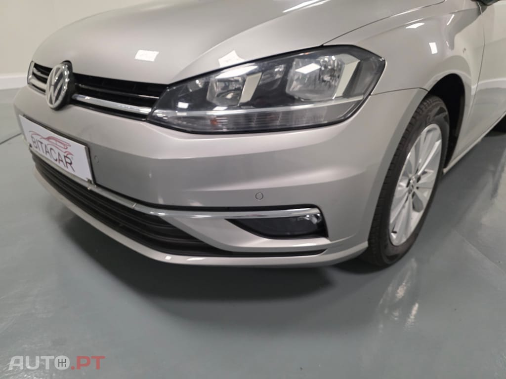 Volkswagen Golf 1.6 TDI Confortline