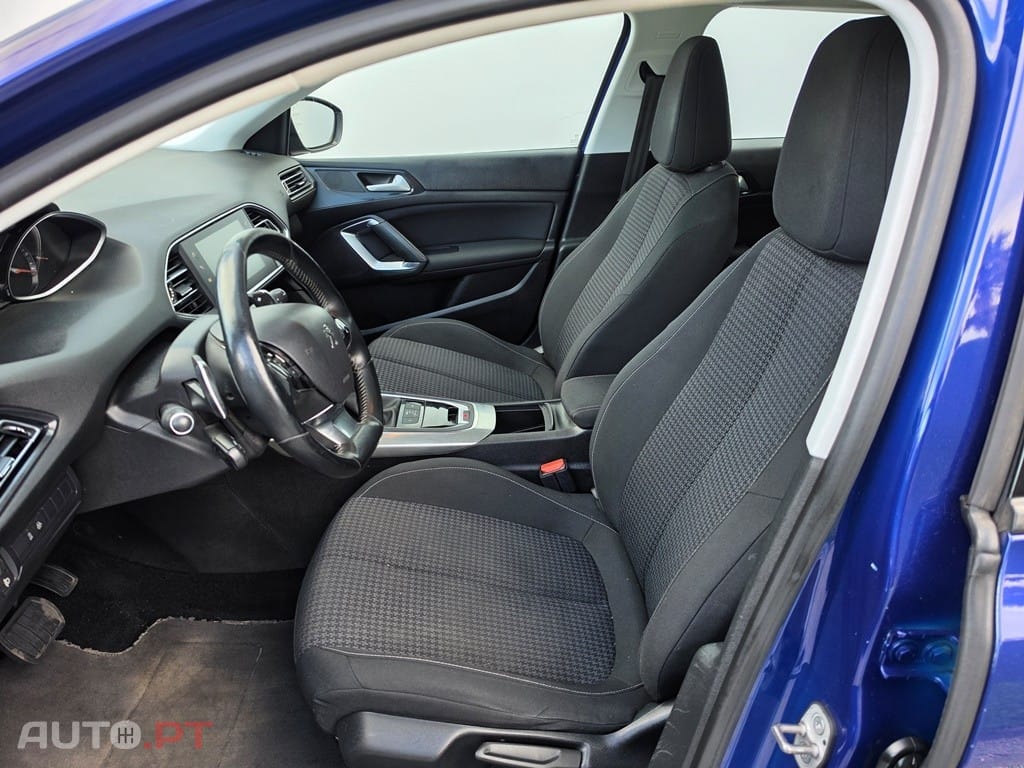 Peugeot 308 SW BlueHDi 130 EAT8 Business