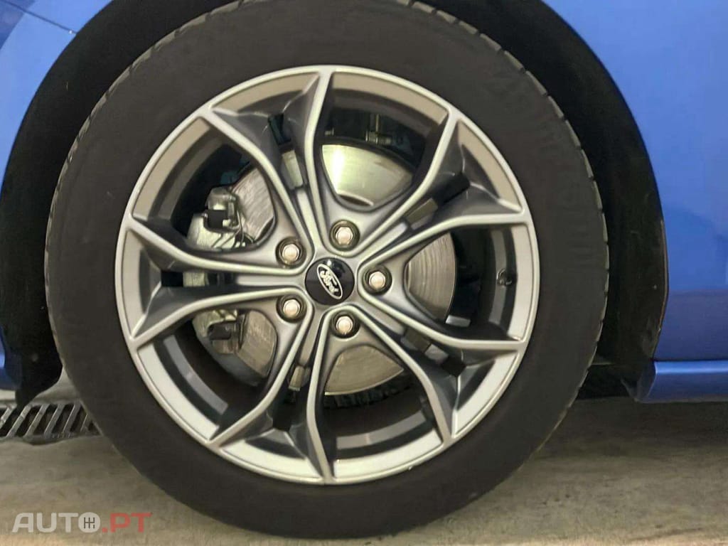 Ford Focus SW 1.0 EcoBoost ST-Line