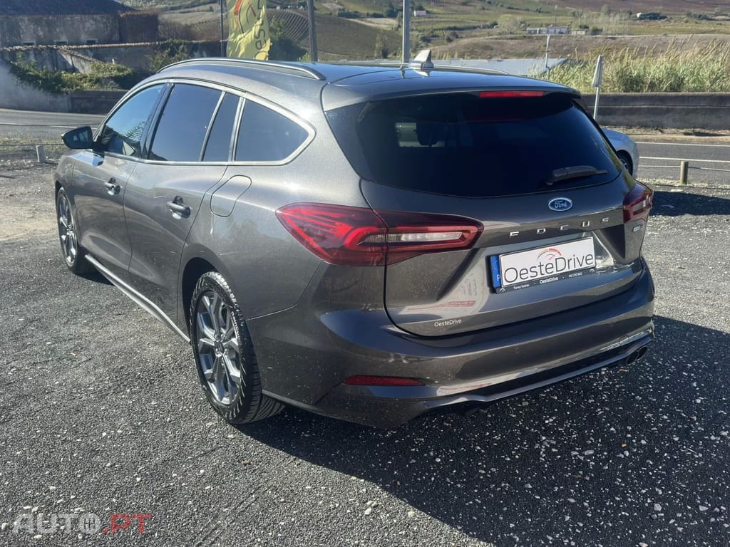 Ford Focus SW 1.0 EcoBoost MHEV ST-Line X