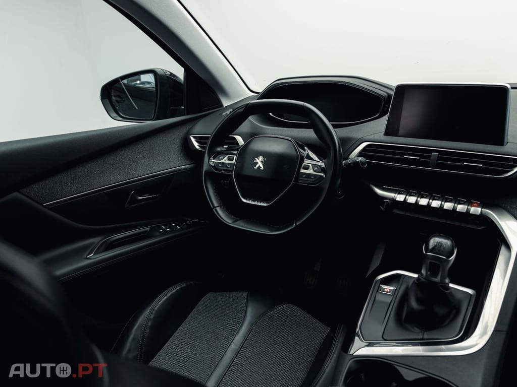 Peugeot 3008 1.2 PureTech Allure