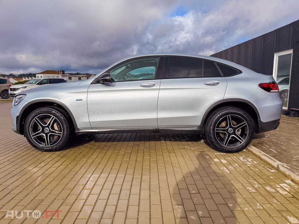 Mercedes-Benz GLC 300 de Coupe 4Matic 9G-TRONIC AMG Line
