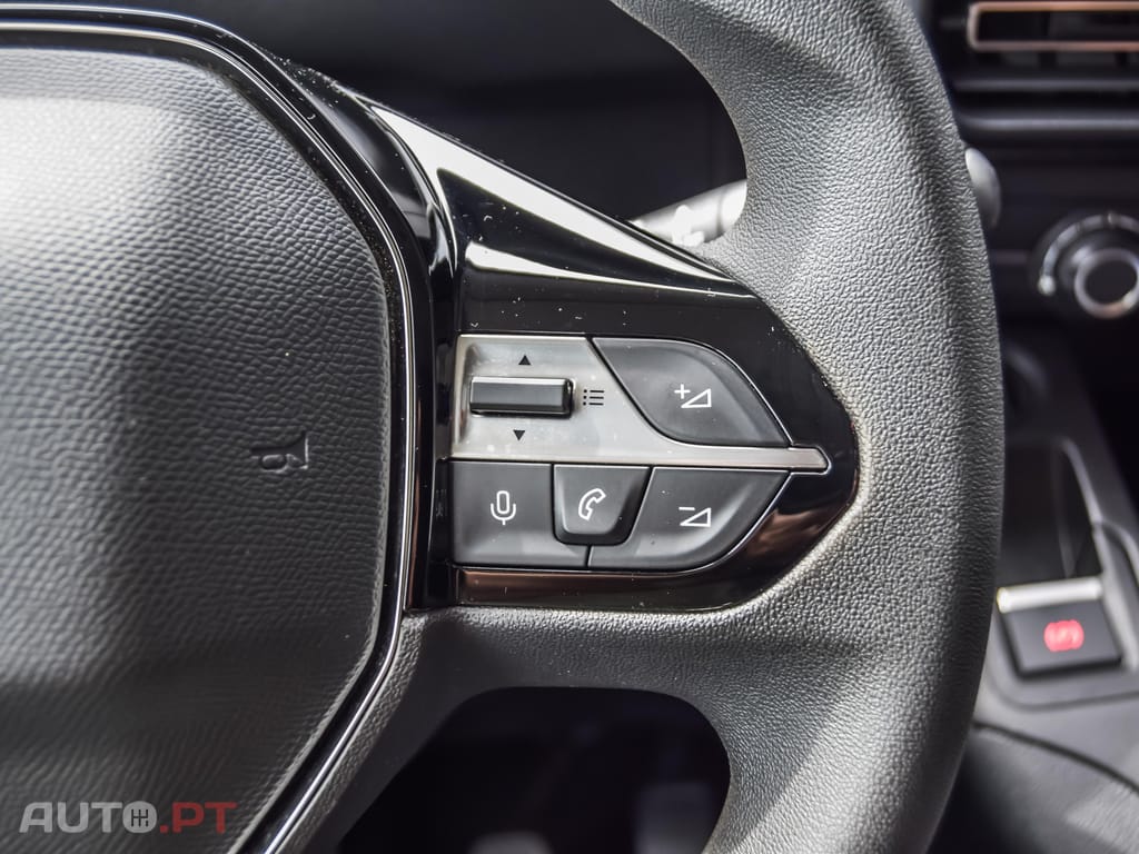 Peugeot Partner 1.5 BlueHDi Asphalt Standard
