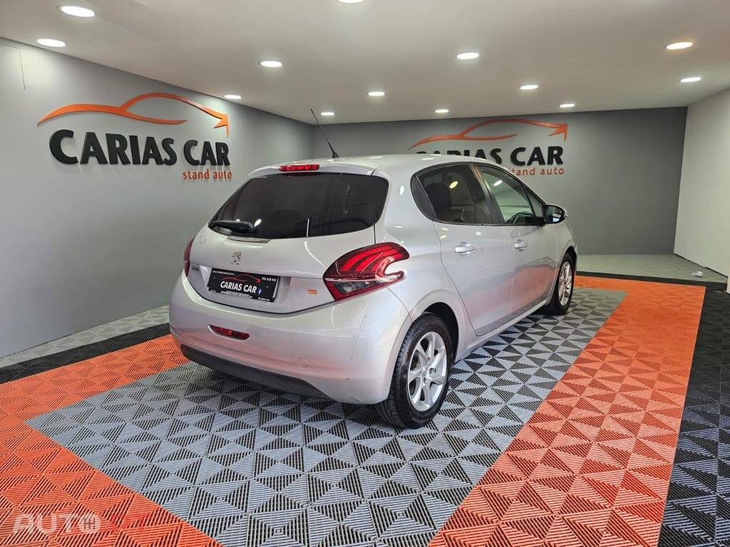 Peugeot 208 1.2 PureTech Style