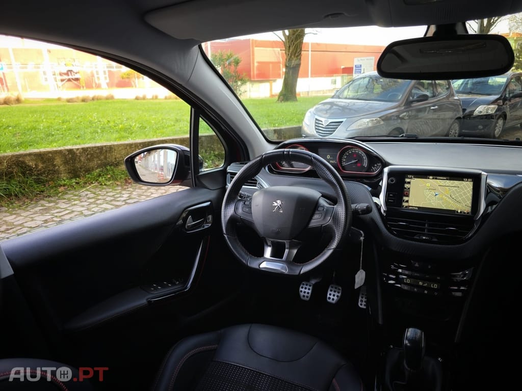 Peugeot 2008 1.2 PureTech GT Line
