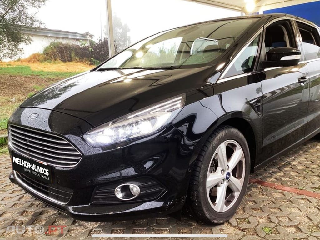 Ford S-Max 2.0 TDCi Titanium