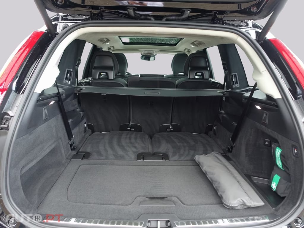 Volvo XC40 I.V.A DEDUTIVEL T8 AWD