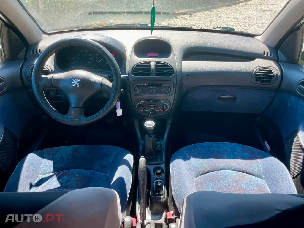 Peugeot 206 206