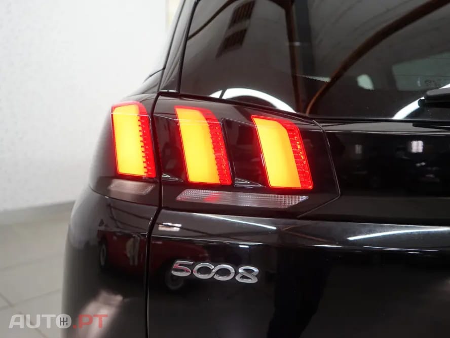 Peugeot 5008 1.2 PureTech Allure Pack