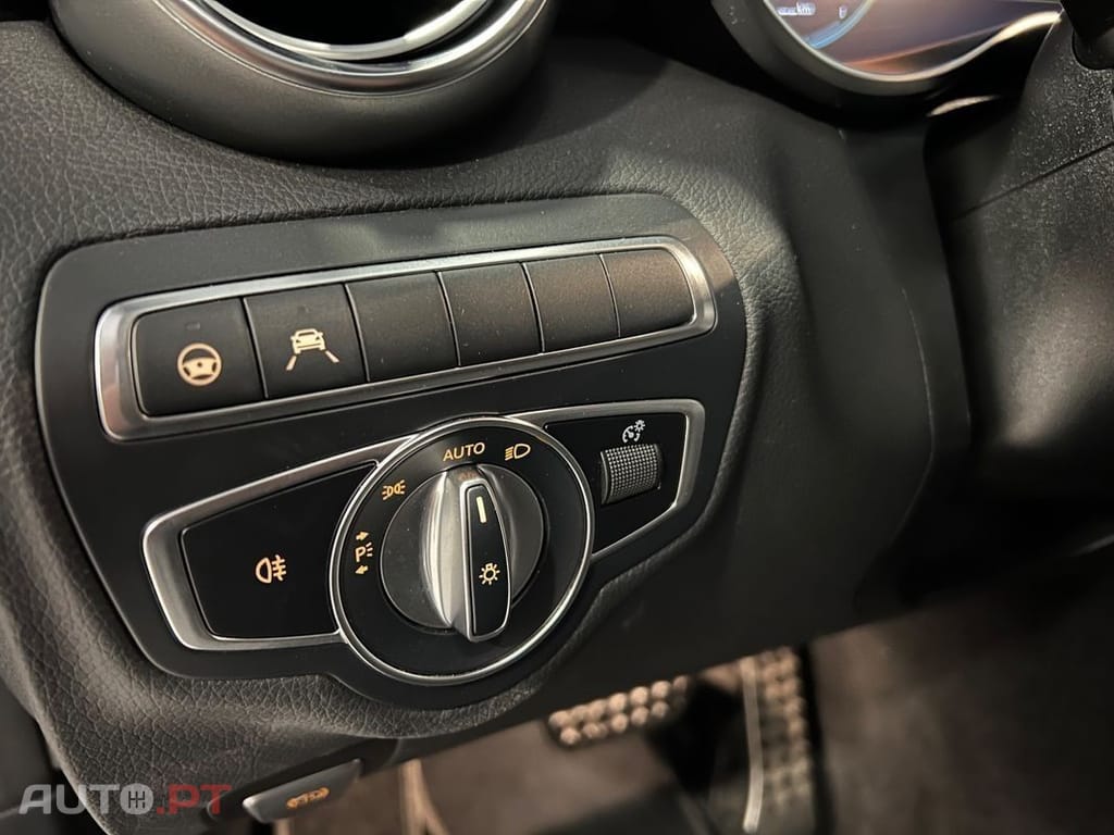 Mercedes-Benz C 300 de AMG Line