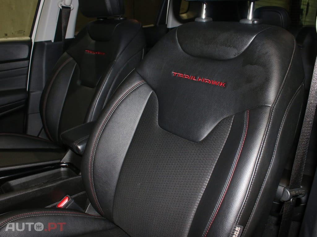 Jeep Compass 1.3 TG 4Xe Trailhawk