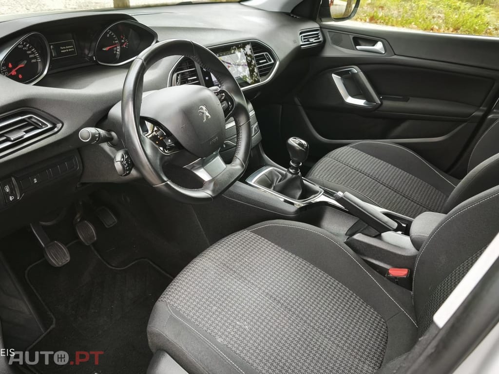 Peugeot 308 1.5 BlueHDi Style