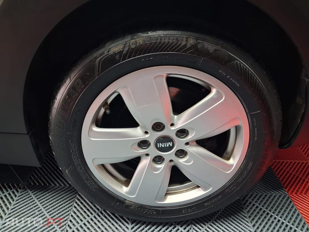 MINI Clubman One D