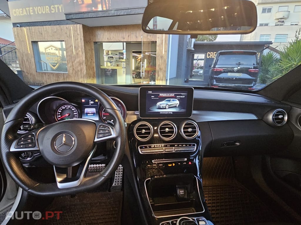 Mercedes-Benz C 250 (BlueTEC) d Station 7G-TRONIC AMG Line — fotografia 17