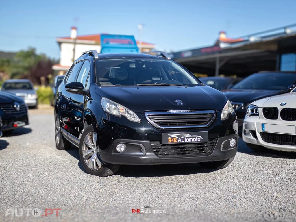 Peugeot 2008 1.2 VTi Active