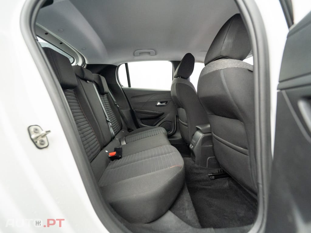 Peugeot E-208 50 kWh Active Pack