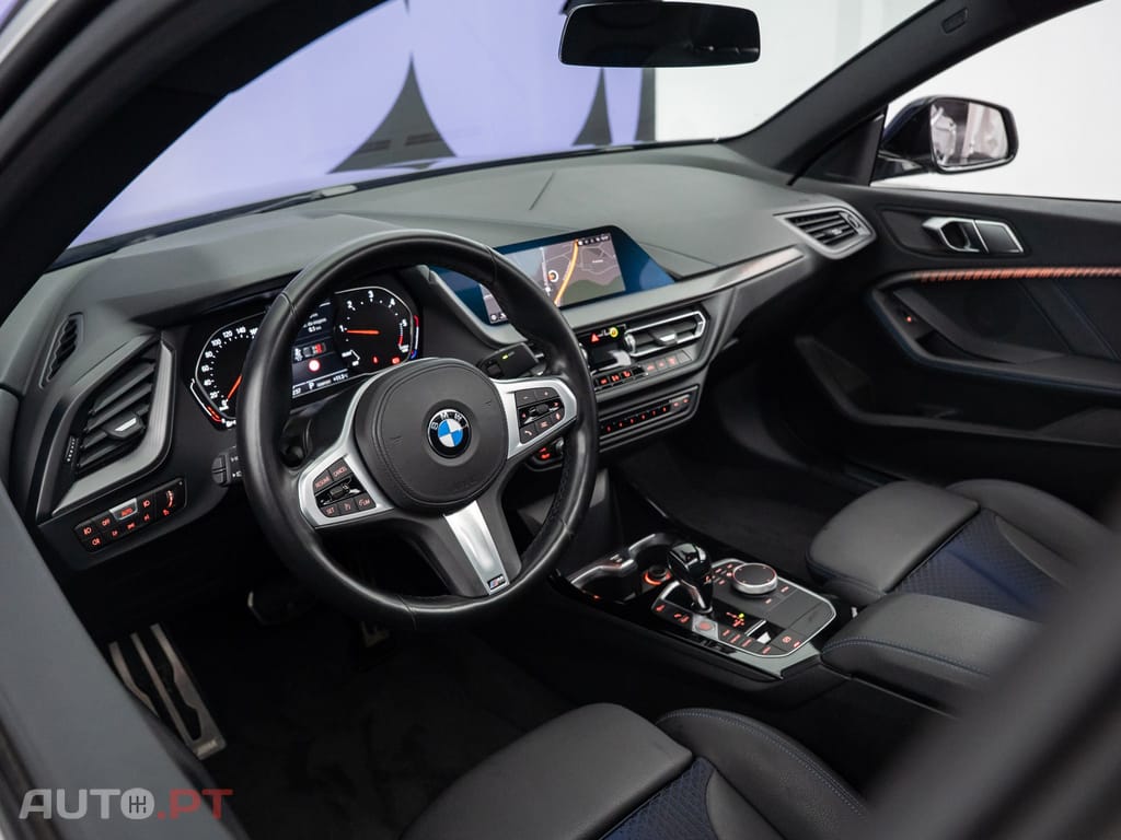 BMW 216 d Pack Desportivo M