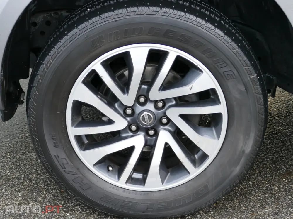 Nissan Navara 2.3 dCi CD 4WD N-Connecta Navi+Barras