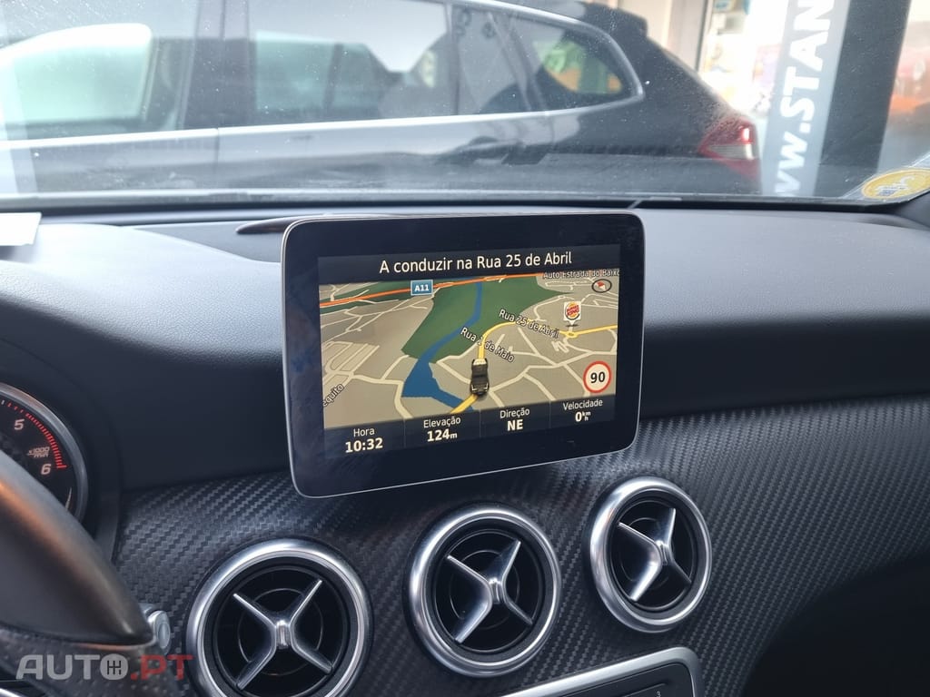 Mercedes-Benz A 200 d AMG Line Aut.